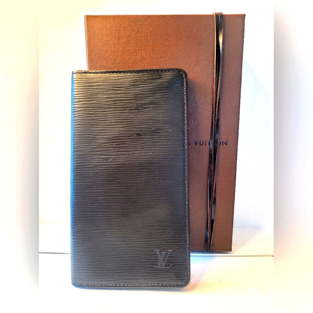Louis Vuitton LV Epi Leather Black Unisex Long Wallet